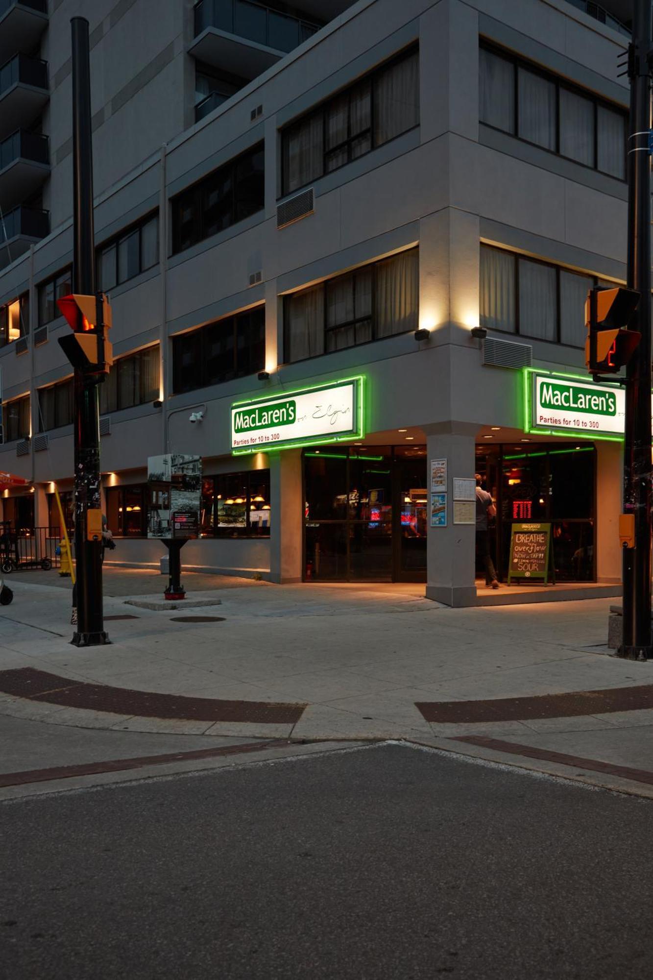The Business Inn Ottawa Exterior photo